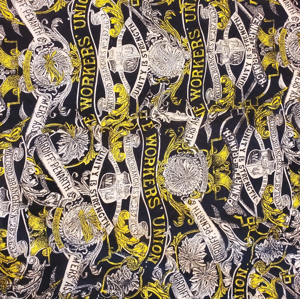 Gianfranco Ferre Workers Union Scarf - Picture 5 of 10